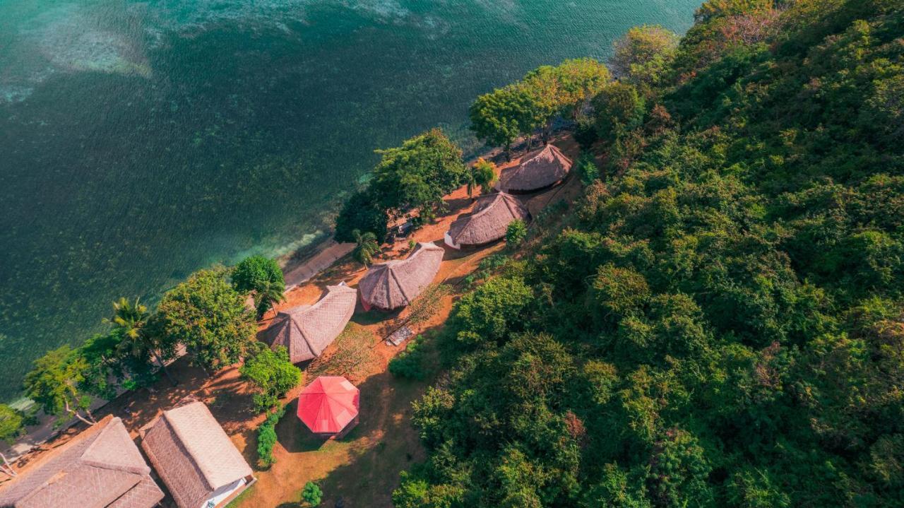 Khabita Beach Resort Lembar  Luaran gambar