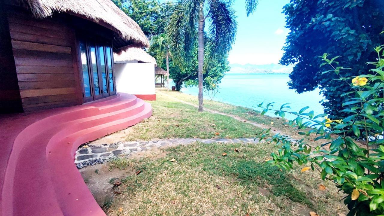 Khabita Beach Resort Lembar  Luaran gambar