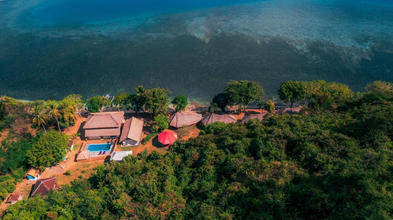 Khabita Beach Resort Lembar  Luaran gambar