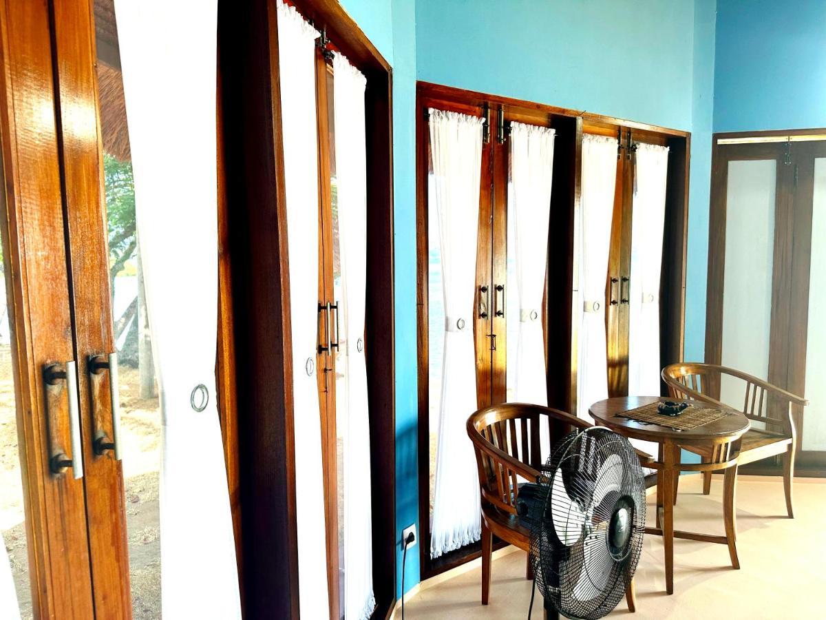 Khabita Beach Resort Lembar  Luaran gambar