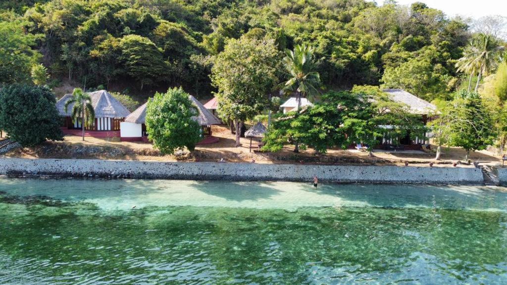 Khabita Beach Resort Lembar  Luaran gambar