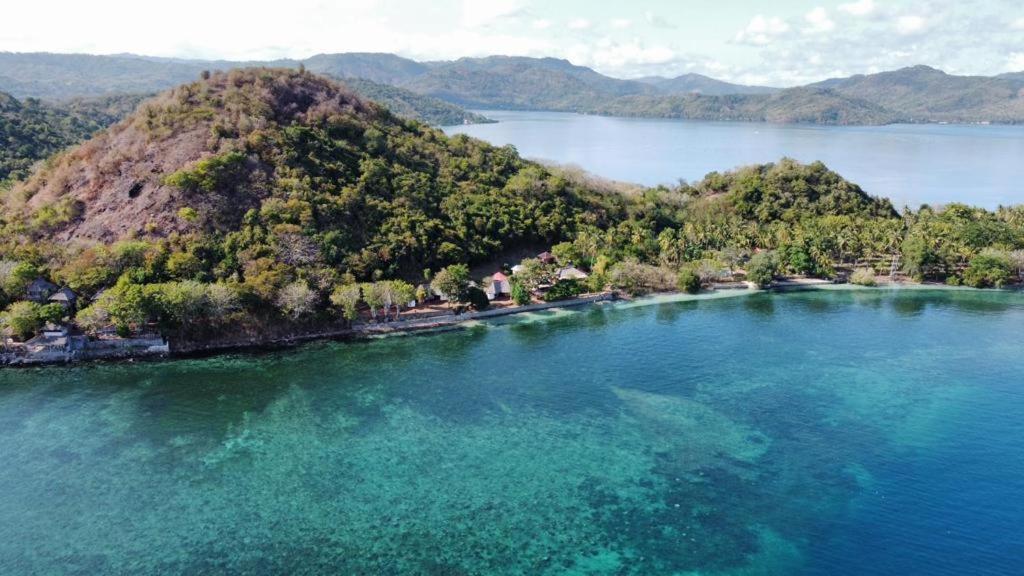 Khabita Beach Resort Lembar  Luaran gambar